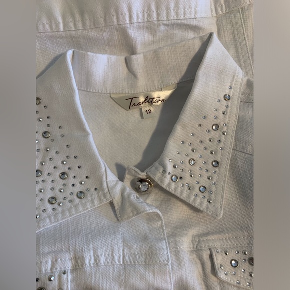 White and rhinestones jean jacket - Picture 2 of 5